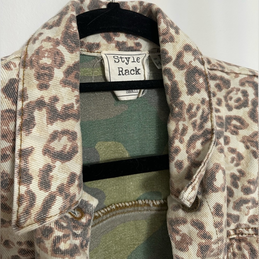 Leopard Print Distressed Denim Jacket - Picture 2 of 4